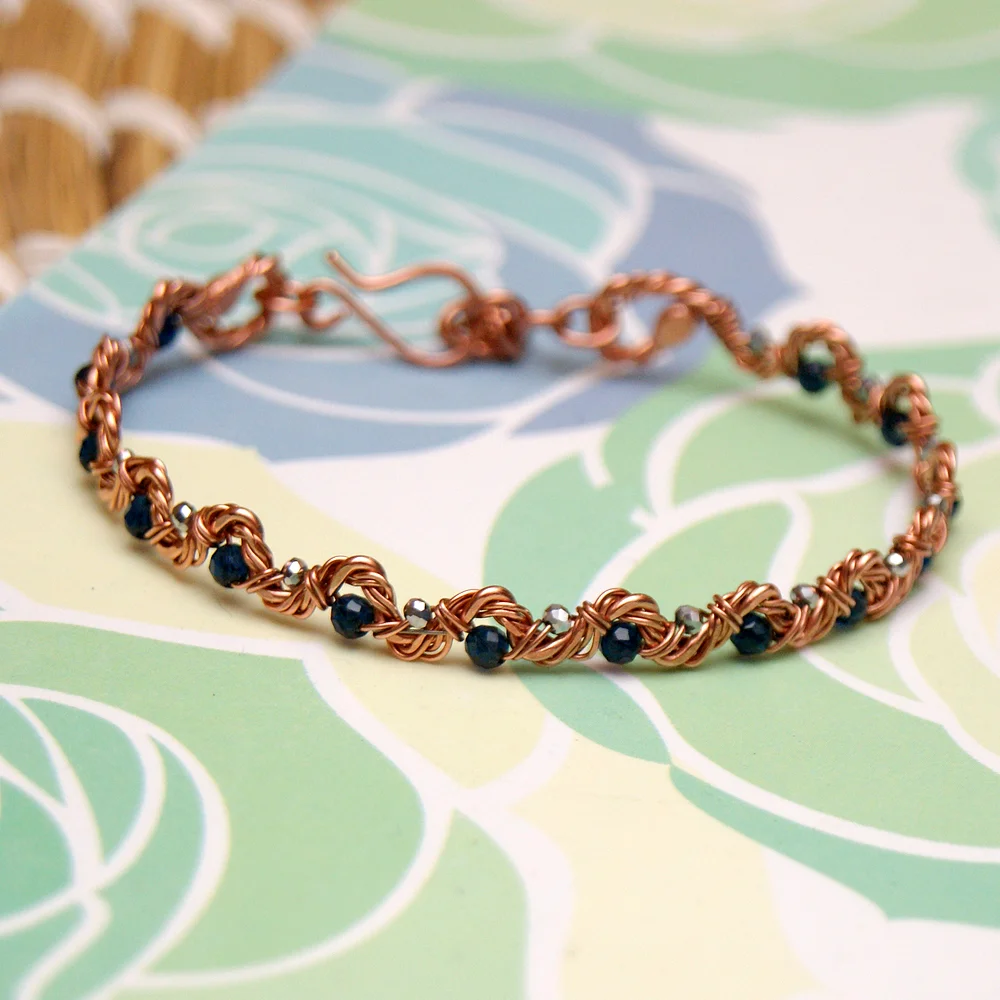 Miedziana bransoletka - Copper Crown -granat
