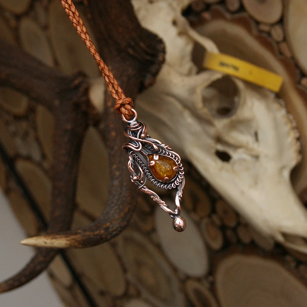 UNIKATOWY -wisior miedziany- Amber Keeper